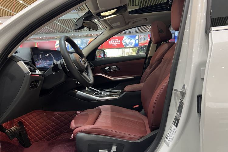 Used BMW 3 Series 2023 325Li M Sport Package Interior 7