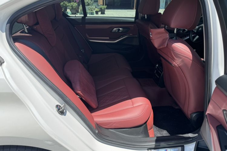 Used BMW 3 Series 2023 325Li M Sport Package Interior 7