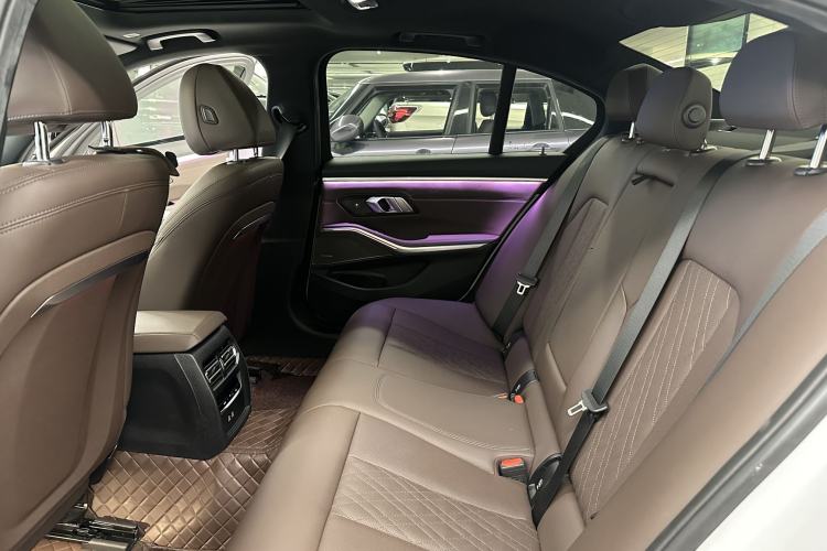 Used BMW 3 Series 2023 325i M Sport Night Edition Package Interior 8