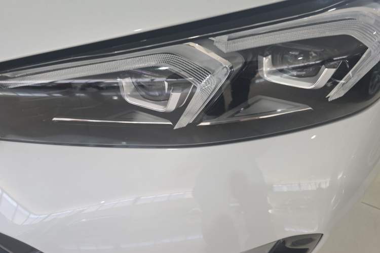 Used BMW 3 Series 2023 325Li M Sport Package Left Front Headlight