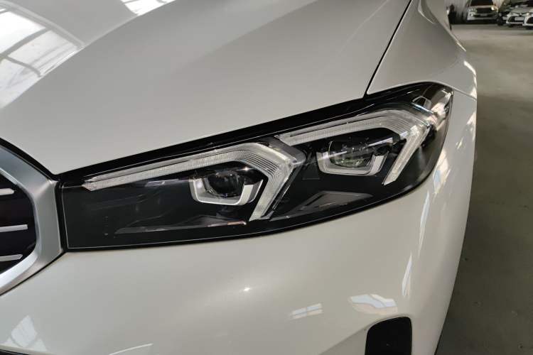 Used BMW 3 Series 2023 325Li M Sport Package Left Front Headlight