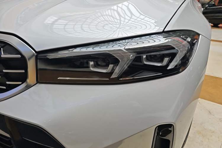Used BMW 3 Series 2023 325Li M Sport Package Left Front Headlight