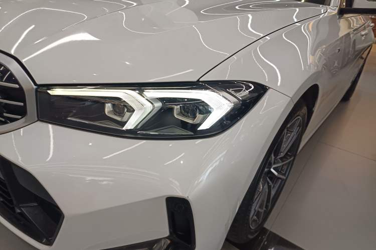 Used BMW 3 Series 2023 325Li M Sport Package Left Front Headlight