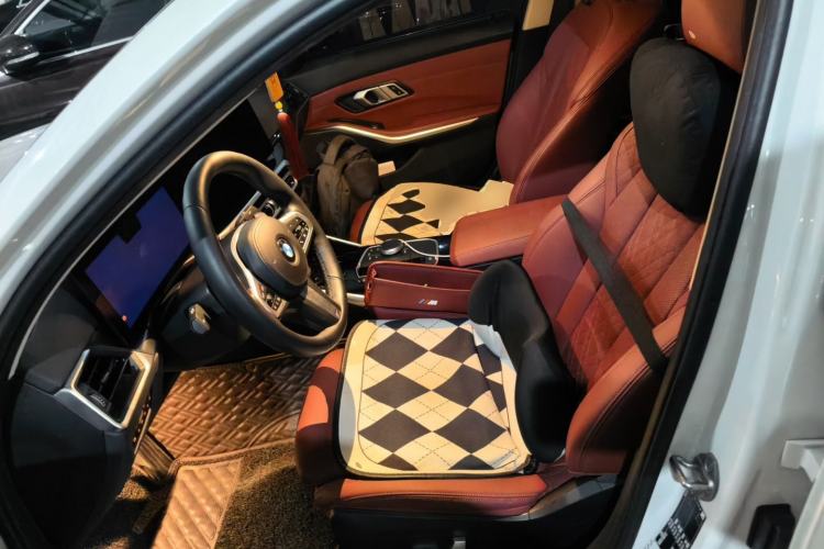 Used BMW 3 Series 2023 320Li M Sport Package Left Front Seat