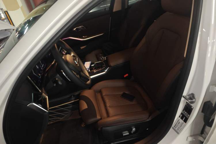 Used BMW 3 Series 2023 325Li M Sport Package Left Front Seat