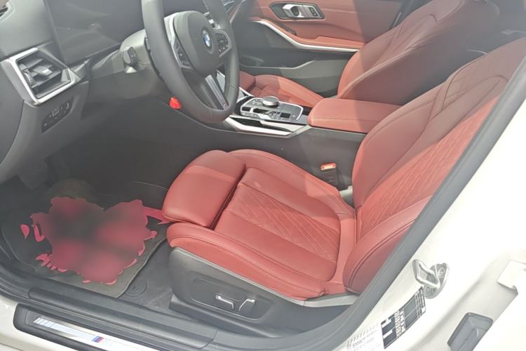 Used BMW 3 Series 2023 320Li M Sport Package Left Front Seat