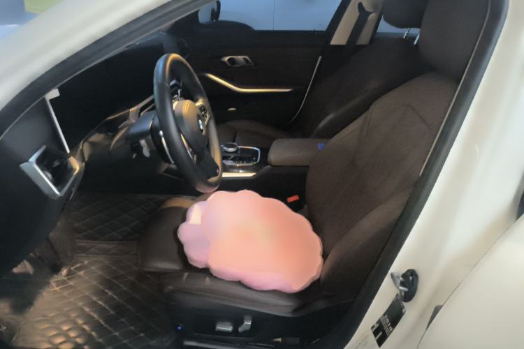 Used BMW 3 Series 2023 325Li M Sport Package Left Front Seat