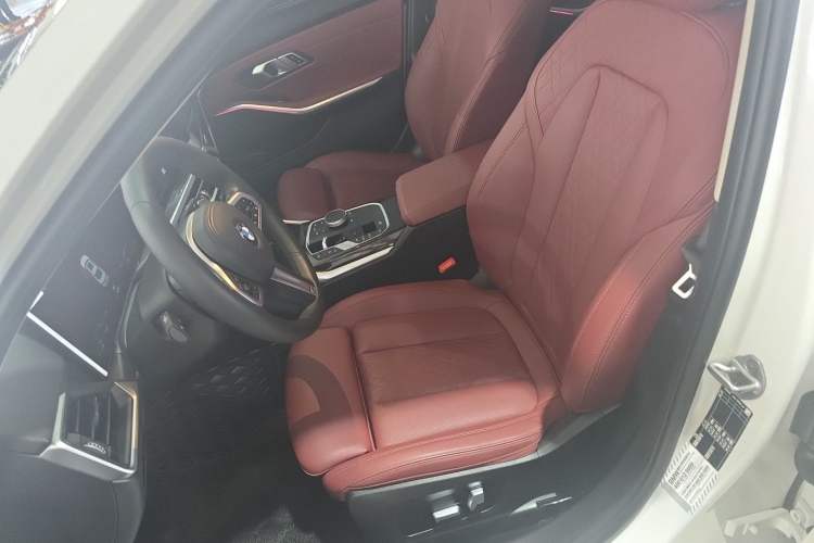 Used BMW 3 Series 2023 325Li M Sport Package Left Front Seat