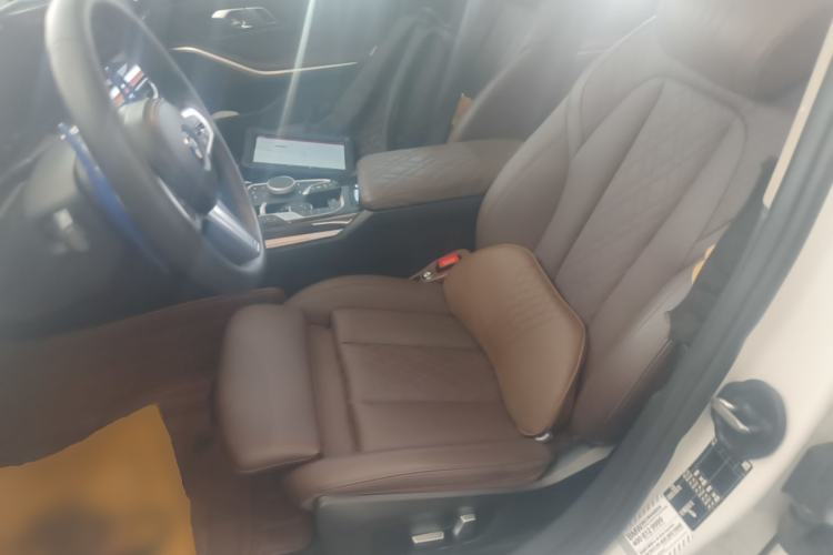 Used BMW 3 Series 2023 325Li M Sport Package Left Front Seat