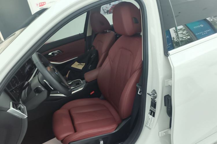 Used BMW 3 Series 2023 320Li M Sport Package Left Front Seat
