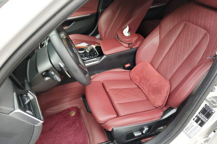 Used BMW 3 Series 2023 320Li M Sport Package Left Front Seat