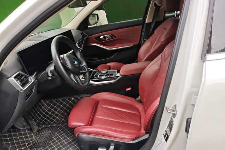 Used BMW 3 Series 2023 320Li M Sport Package Left Front Seat
