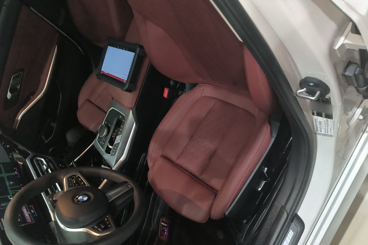 Used BMW 3 Series 2023 325Li M Sport Night Edition Package Left Front Seat