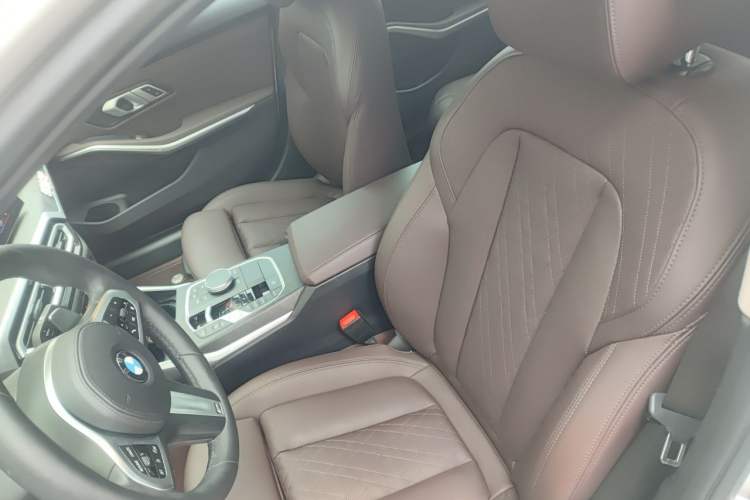 Used BMW 3 Series 2023 325i M Sport Night Edition Package Left Front Seat
