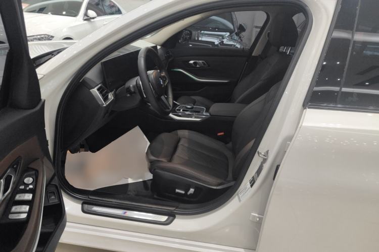 Used BMW 3 Series 2023 325Li M Sport Package Left Front Seat