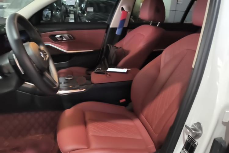 Used BMW 3 Series 2023 325Li M Sport Package Left Front Seat