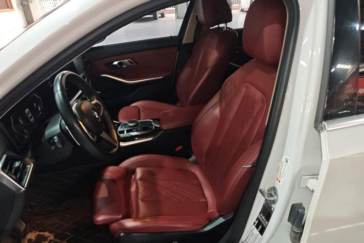 Used BMW 3 Series 2023 320Li M Sport Package Left Front Seat