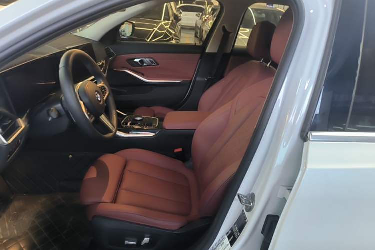 Used BMW 3 Series 2023 325Li M Sport Package Left Front Seat