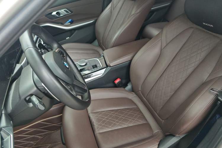 Used BMW 3 Series 2023 320i M Sport Package Left Front Seat