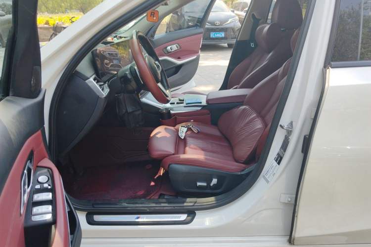 Used BMW 3 Series 2023 325Li M Sport Night Edition Package Left Front Seat