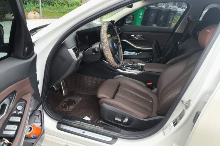 Used BMW 3 Series 2023 325Li M Sport Package Left Front Seat