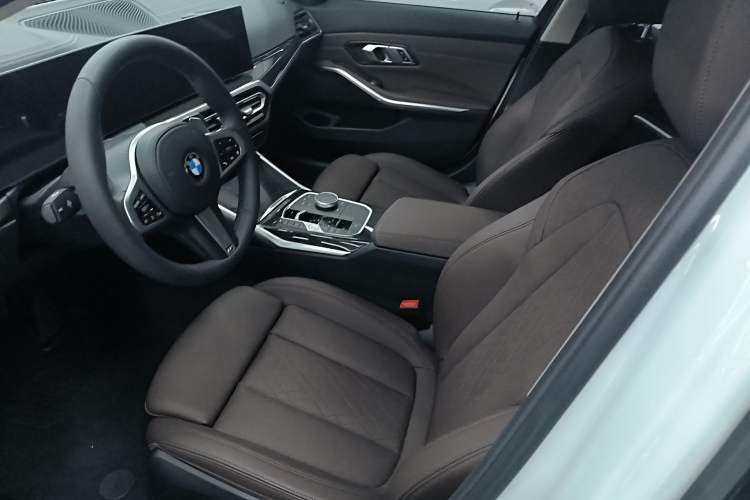 Used BMW 3 Series 2023 325Li M Sport Package Left Front Seat