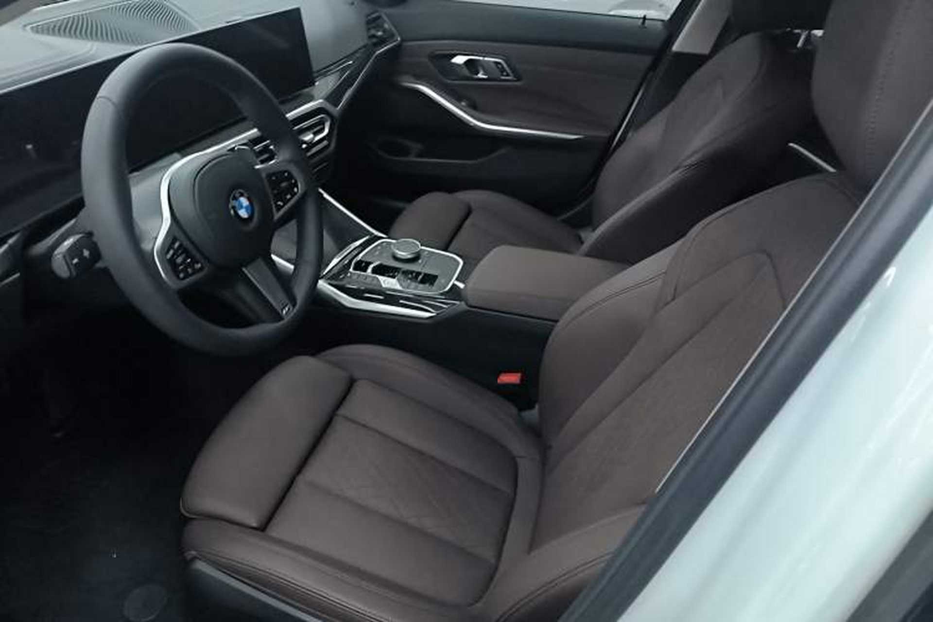 Used BMW 3 Series 2023 325Li M Sport Package Left Front Seat