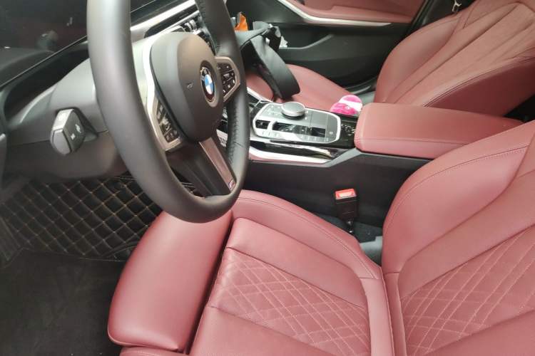 Used BMW 3 Series 2023 320Li M Sport Package Left Front Seat