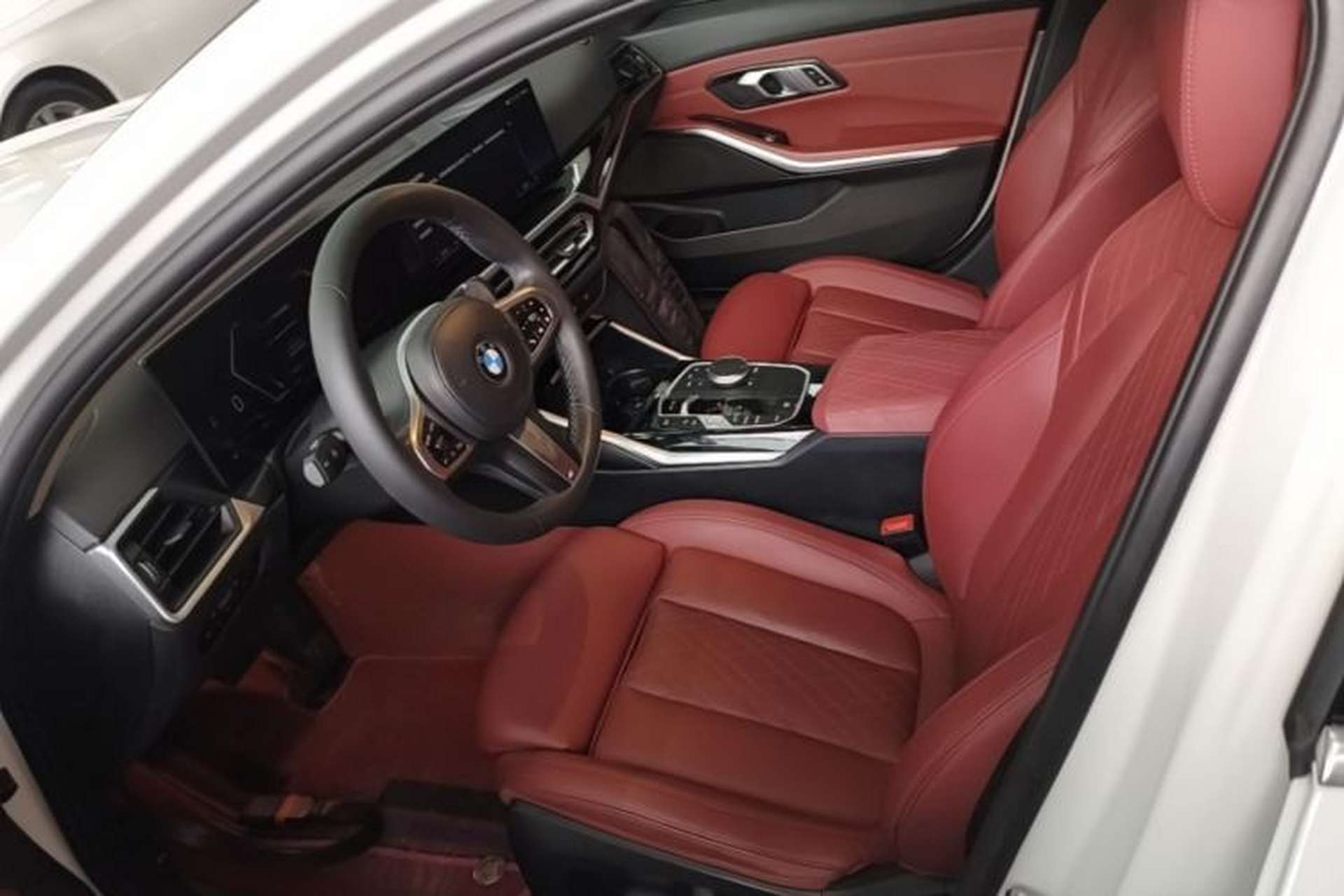 Used BMW 3 Series 2023 320Li M Sport Package Left Front Seat