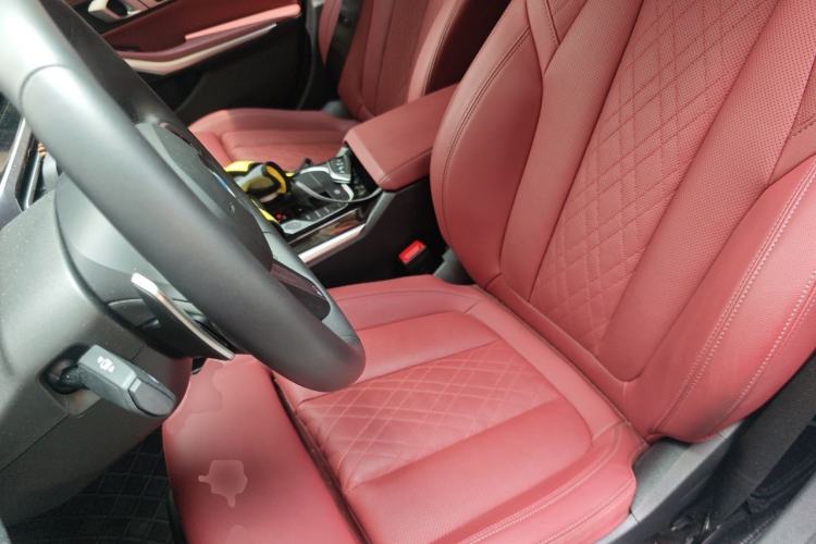 Used BMW 3 Series 2023 320i M Sport Package Left Front Seat