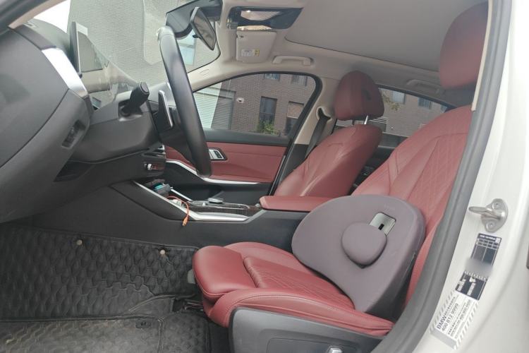 Used BMW 3 Series 2023 325Li M Sport Package Left Front Seat