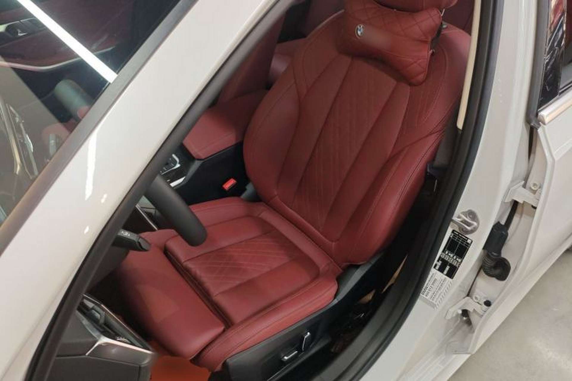Used BMW 3 Series 2023 325Li M Sport Package Left Front Seat