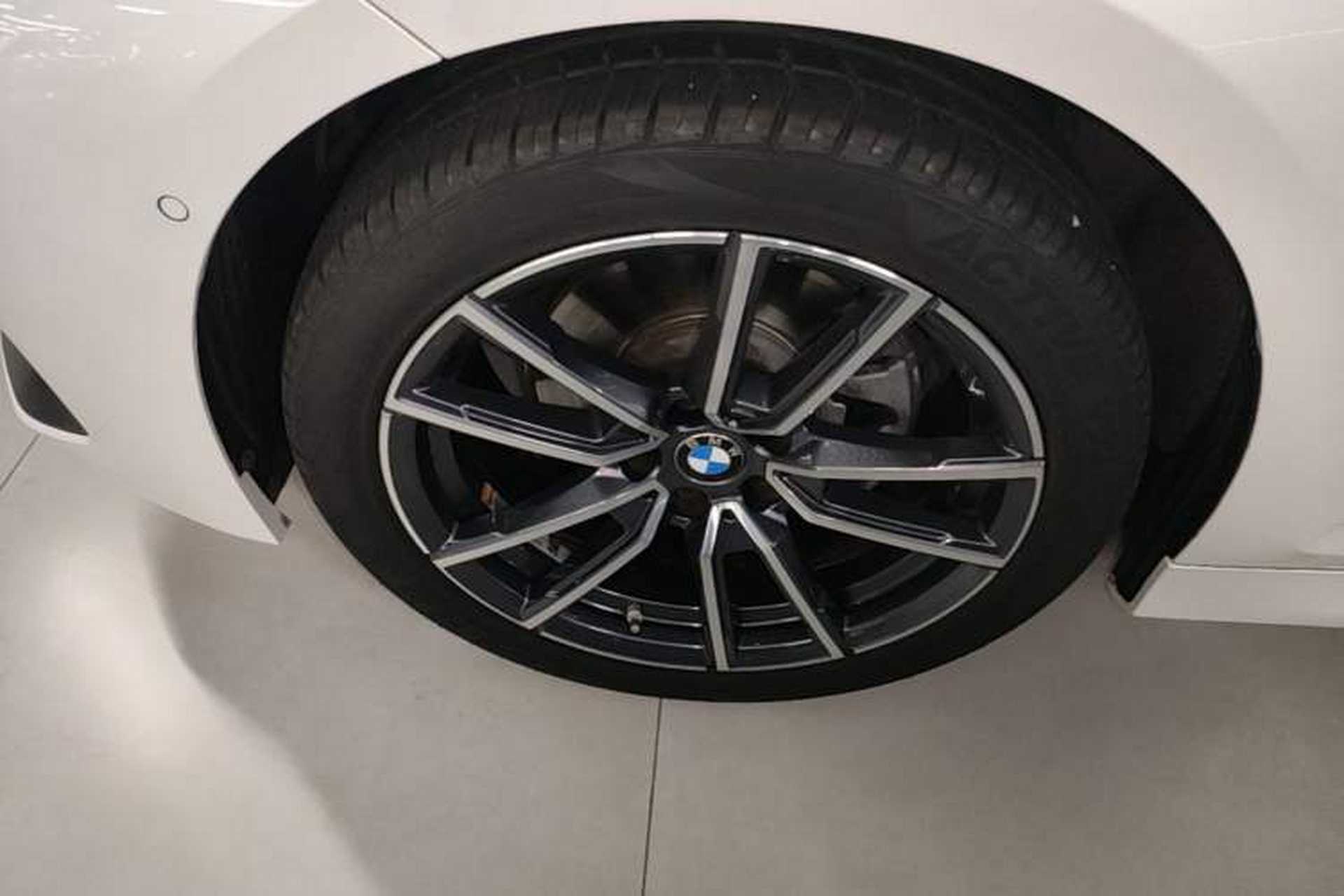 Used BMW 3 Series 2023 325Li M Sport Package Left Front Wheel Hub