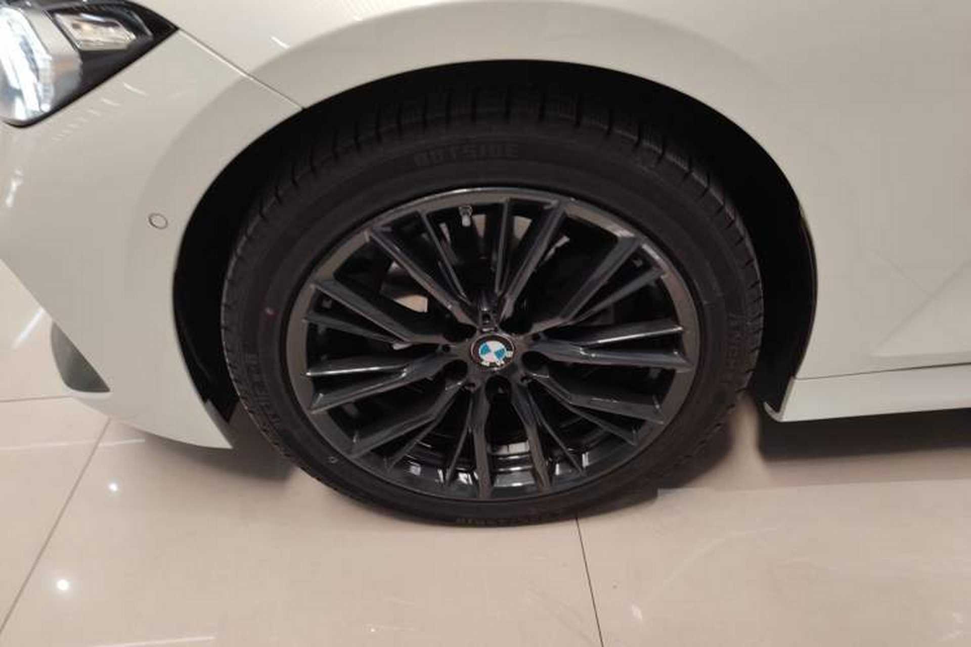 Used BMW 3 Series 2023 325Li M Sport Night Edition Package Left Front Wheel Hub