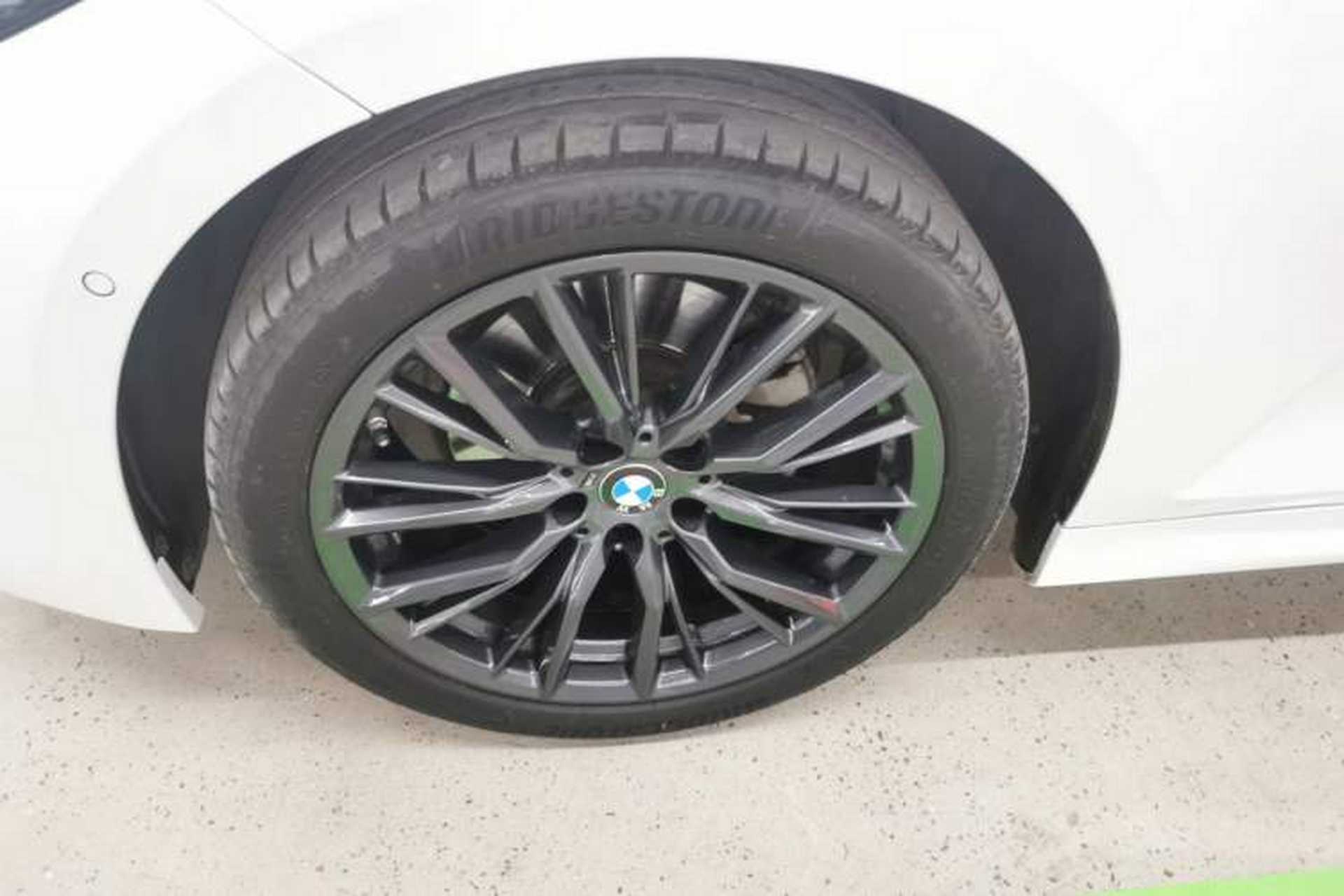 Used BMW 3 Series 2023 325Li M Sport Night Edition Package Left Front Wheel Hub