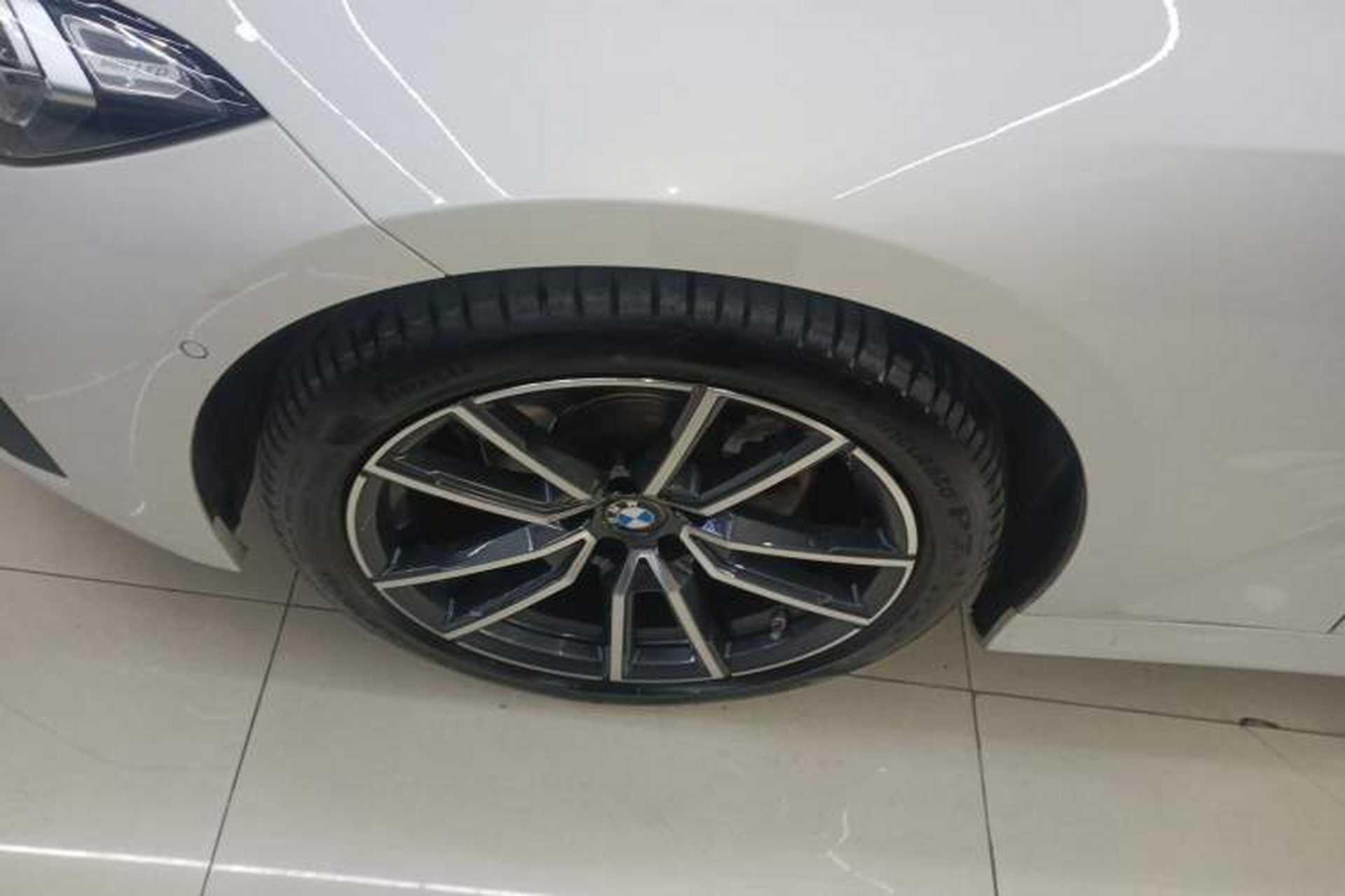 Used BMW 3 Series 2023 325Li M Sport Package Left Front Wheel Hub