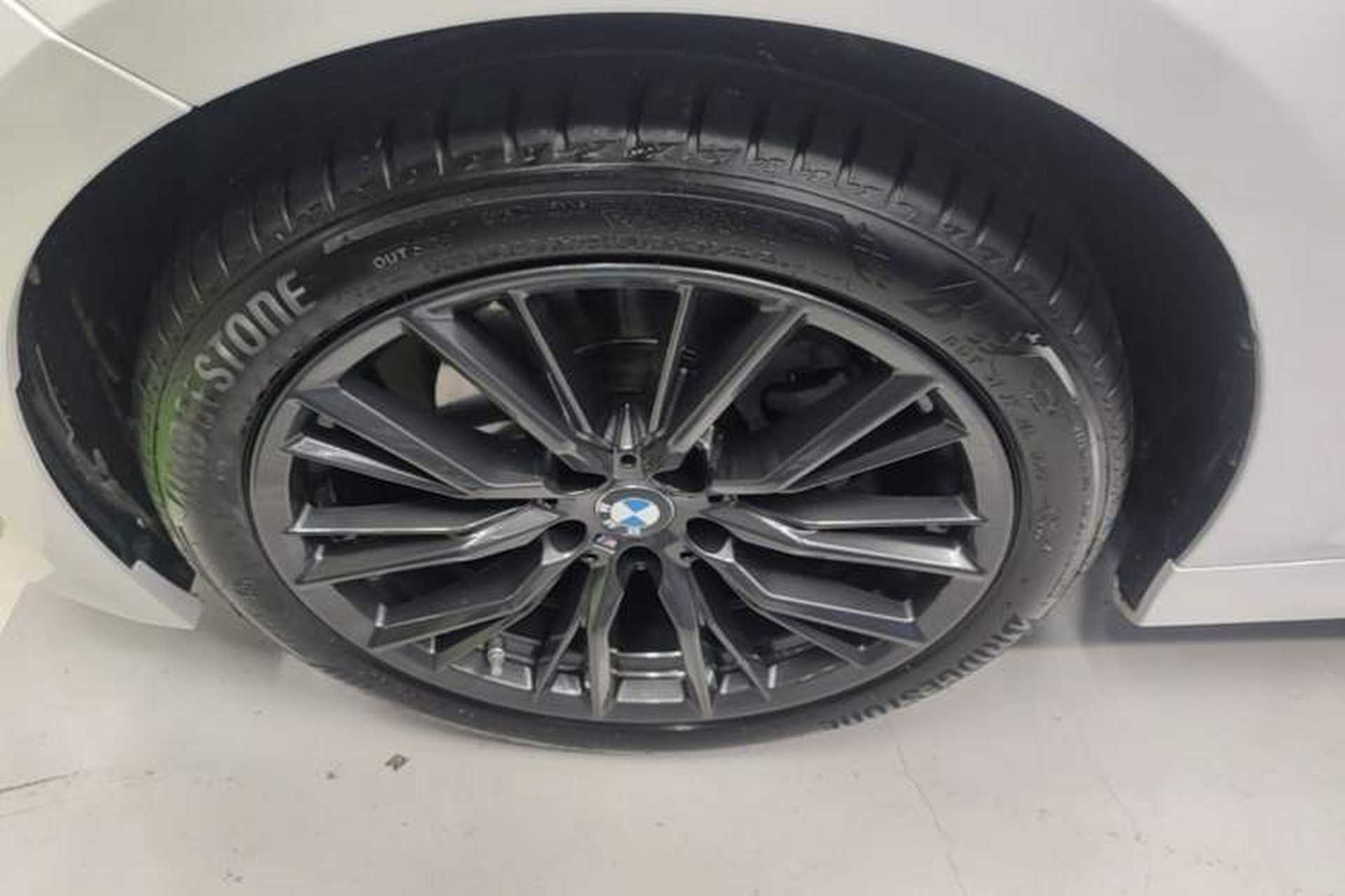 Used BMW 3 Series 2023 325Li M Sport Night Edition Package Left Front Wheel Hub