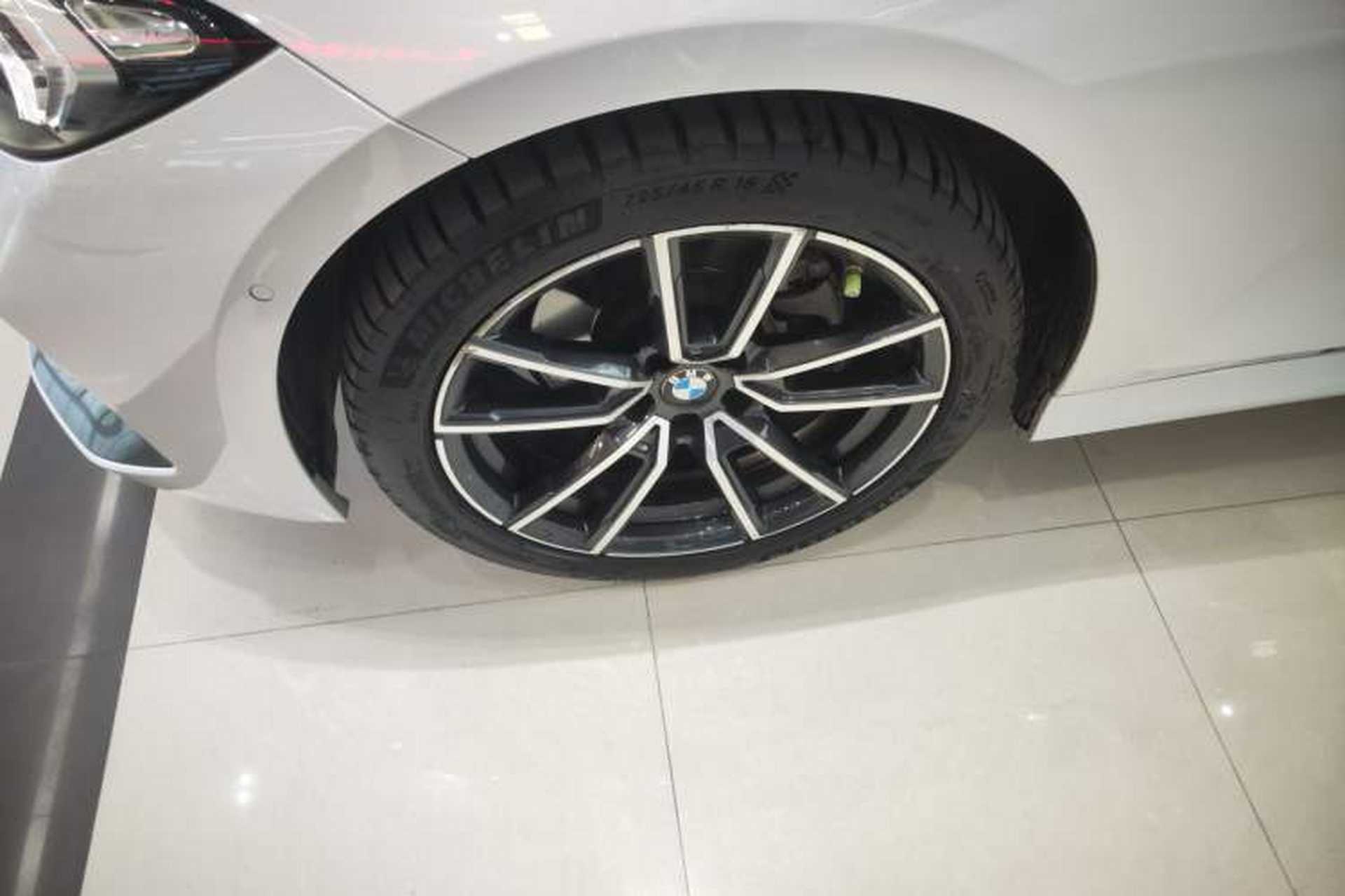 Used BMW 3 Series 2023 325Li M Sport Package Left Front Wheel Hub