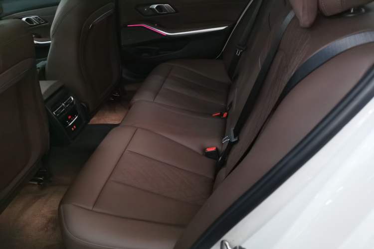 Used BMW 3 Series 2023 325Li M Sport Night Edition Package Left Rear Seat