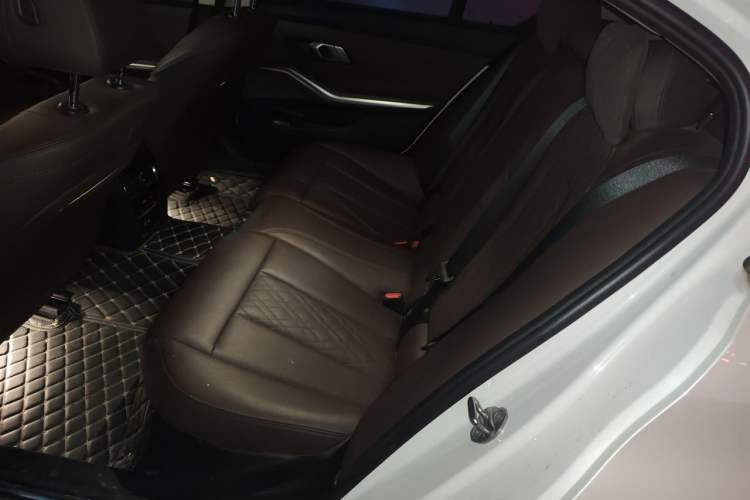 Used BMW 3 Series 2023 320Li M Sport Package Left Rear Seat