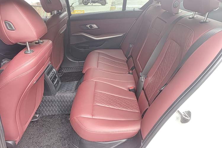 Used BMW 3 Series 2023 320Li M Sport Package Left Rear Seat