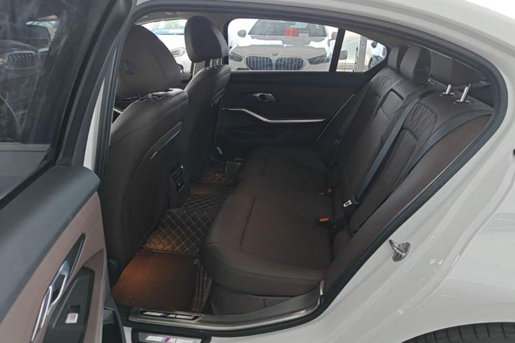 Used BMW 3 Series 2023 325Li M Sport Package Left Rear Seat
