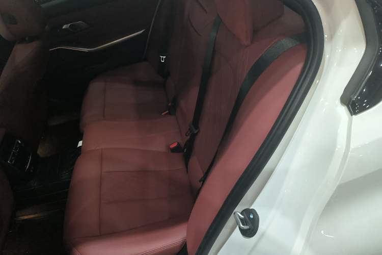 Used BMW 3 Series 2023 325Li M Sport Night Edition Package Left Rear Seat