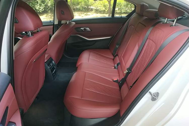 Used BMW 3 Series 2023 320Li M Sport Package Left Rear Seat