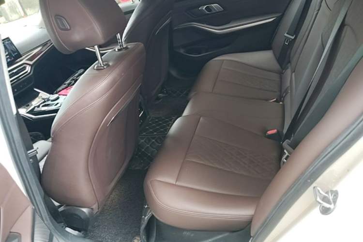 Used BMW 3 Series 2023 320Li M Sport Package Left Rear Seat