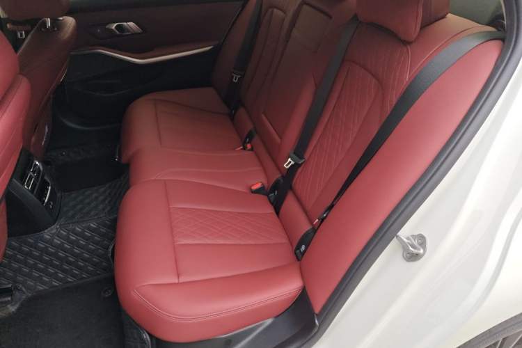 Used BMW 3 Series 2023 325Li M Sport Night Edition Package Left Rear Seat