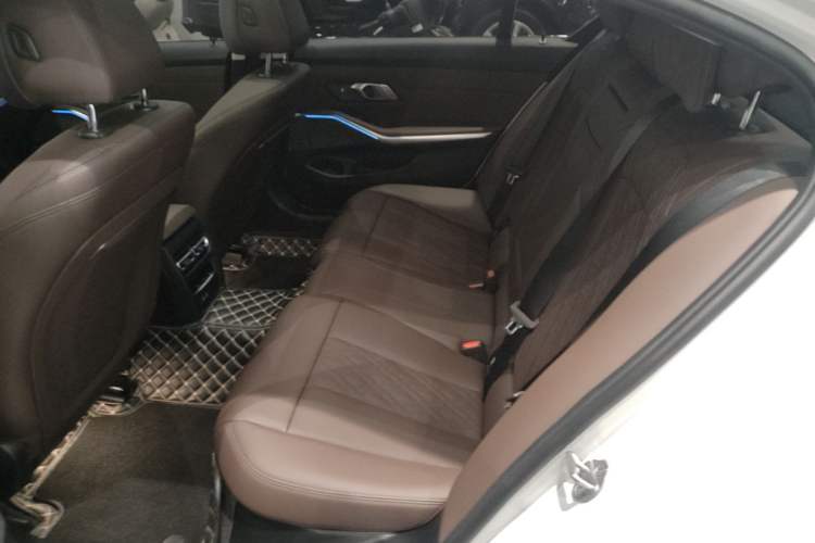 Used BMW 3 Series 2023 325Li M Sport Night Edition Package Left Rear Seat