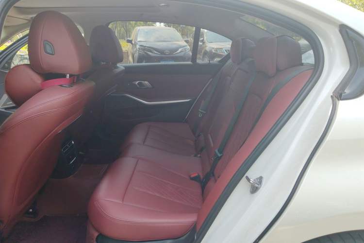 Used BMW 3 Series 2023 325Li M Sport Night Edition Package Left Rear Seat