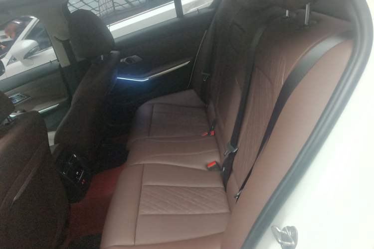 Used BMW 3 Series 2023 325Li M Sport Night Edition Package Left Rear Seat