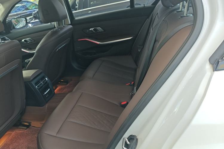 Used BMW 3 Series 2023 325Li M Sport Night Edition Package Left Rear Seat